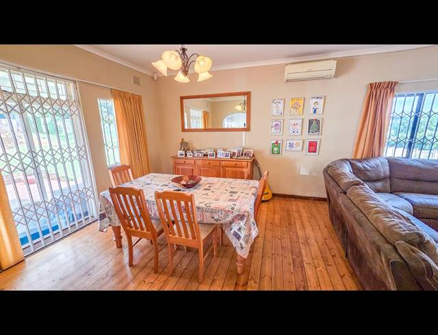 4 BEDROOM FREESTANDING FOR SALE IN HOWICK CENTRAL